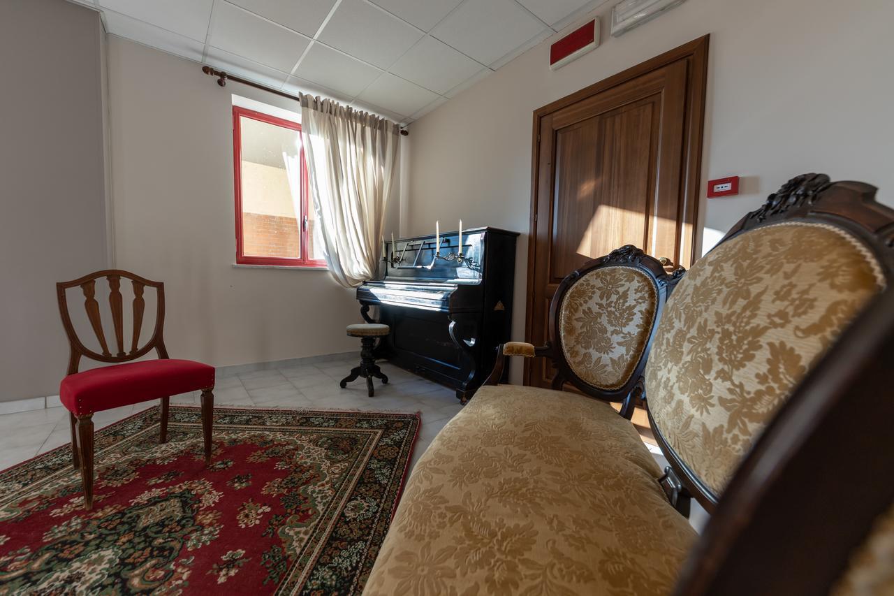 Albergo Dei Gelsi 蒙多维 外观 照片